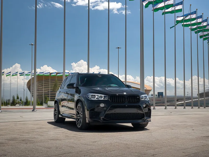 X5M f85 2018 года