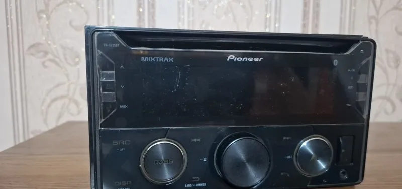 Pioneer 725 sotiladi 1 Pioneer 725 sotiladi 1