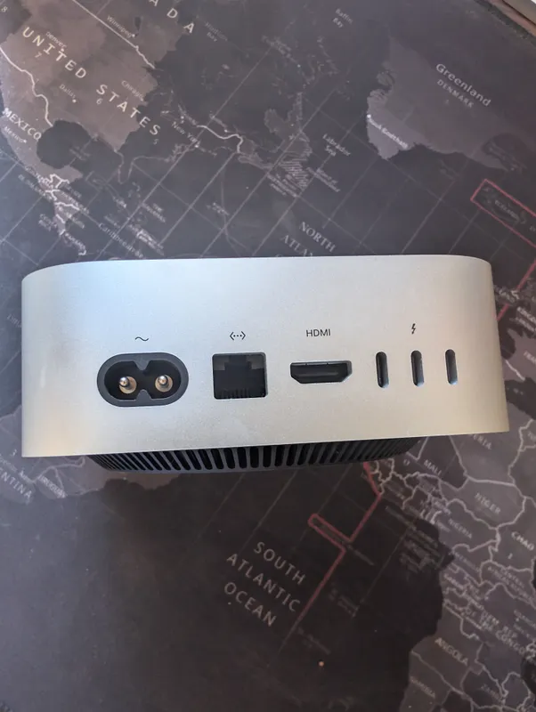Mac mini M4 8/256 Срочно нужны деньги, поэтому дешево 4 Mac mini M4 8/256 Срочно нужны деньги, поэтому дешево 4