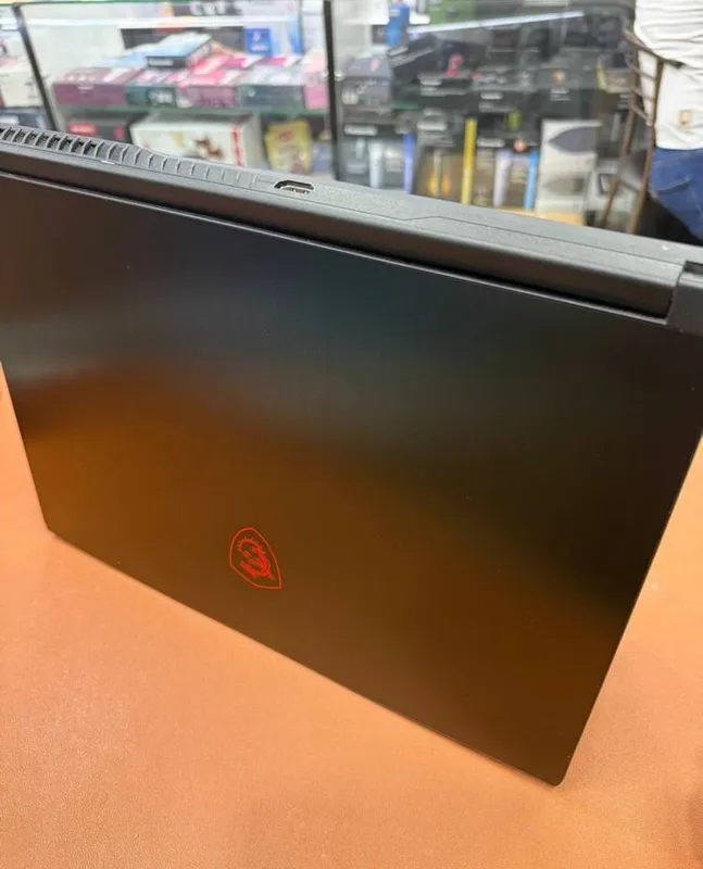 MSI GF63 Thin 10sc noutbuk sotiladi 1 MSI GF63 Thin 10sc noutbuk sotiladi 1