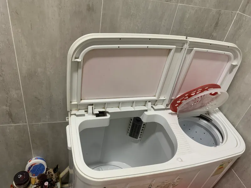 Yarim avtomat Kir mashina 1