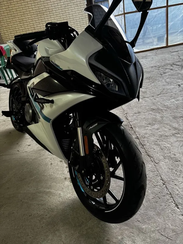 Продам CF Moto 2025 года пробег 2200 км — фото 4