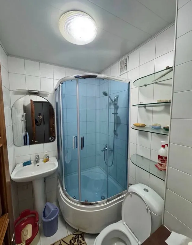3/3/5 xonadon ijaraga, Buyuk Ipak Yo‘li metrosi 8