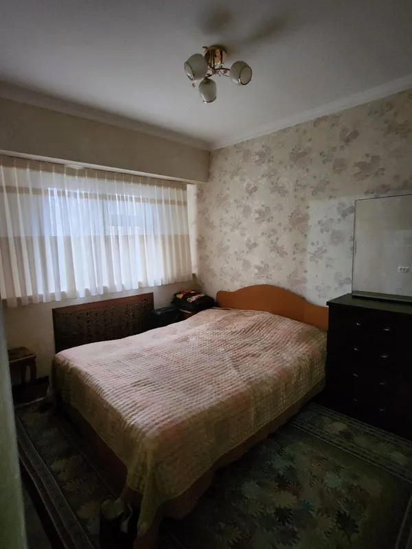 Продается кв-ра 4/5/8 массив Алай ор.Главпочтамт — фото 2