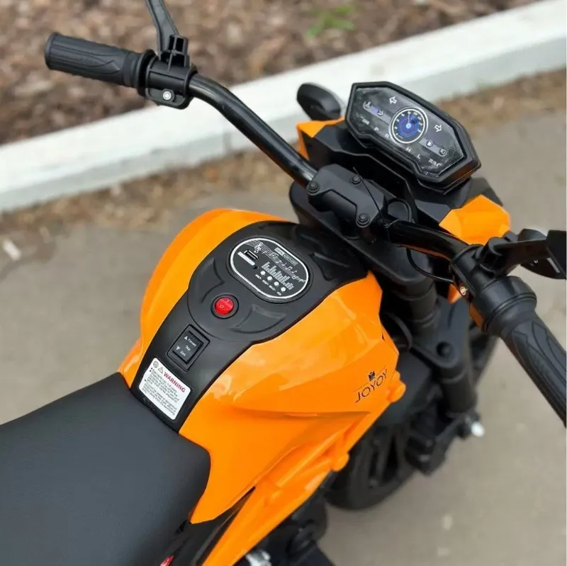 Elektron akkumulyator bilan ishlaydigan motosikl Yoki toʻliqroq sh