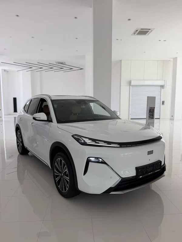 Geely EX5-EMi.