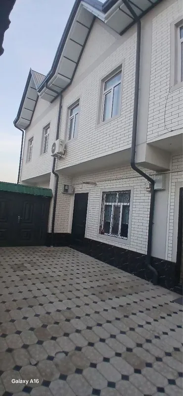 Срочно продается котедж 3+1 комнат xonobod