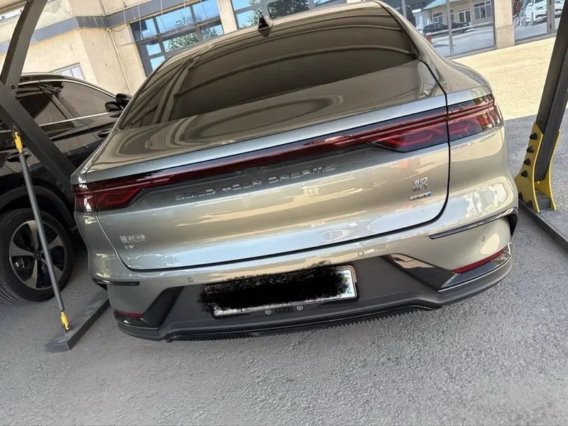 BYD Qin L 2 позиция 2025 йил 3
