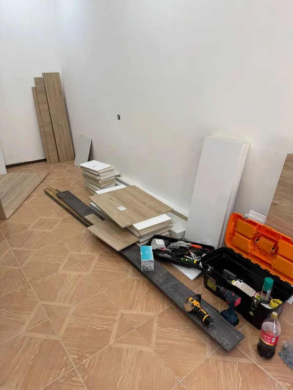 UZUM buyurtmalarni topshirish punktlari uchun mebel 5