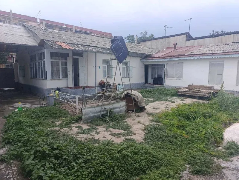 СРОЧНО !! Продается земля в Яшнабаде 4 соток ул.Калдиргоч ор-р Инбазар 3