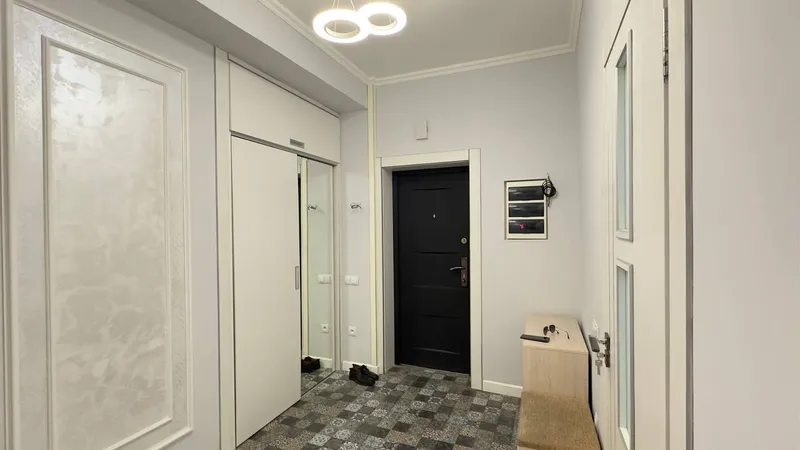 Продаётся 4-комнатная квартира, 110 м², 8/9, Яшнабадский район 10