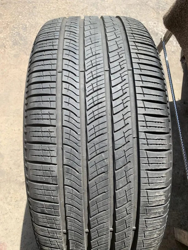 Pirelli 285/40/23 orginal 1