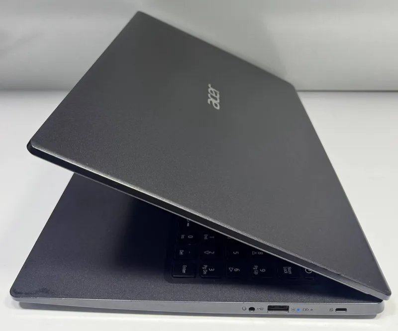 Acer ноутбук 4 Acer ноутбук 4