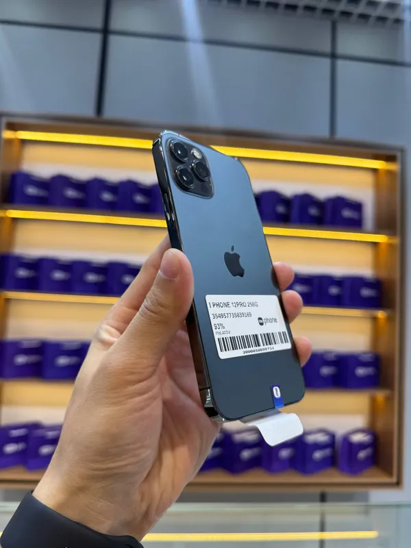iPhone 12 PRO 2 iPhone 12 PRO 2