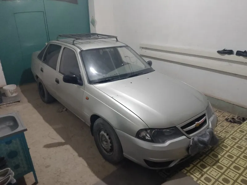 Nexsia 2 серебристый