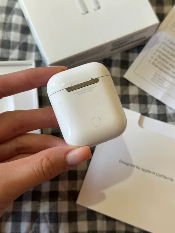 Наушники AirPods 2.1 оригинал 2 Наушники AirPods 2.1 оригинал 2