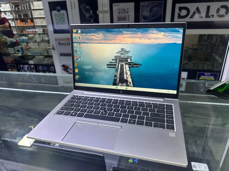 Подержанный HP EliteBook 2 Подержанный HP EliteBook 2