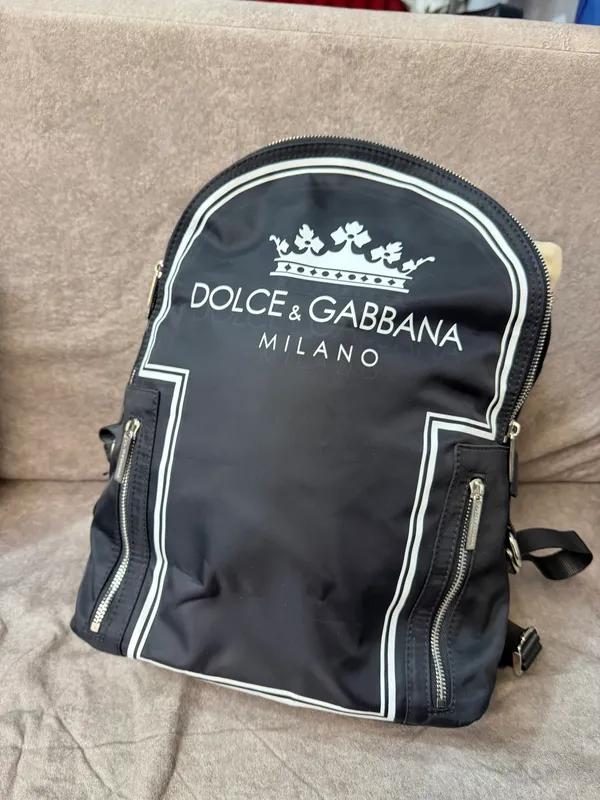 Реплика dolce& gabbana один в один. Брал в египте