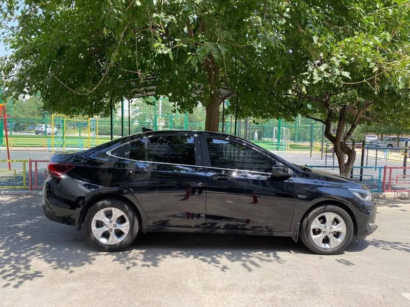 Onix Premier Turbo Naqtga Top tozza Bir qo’l minilgan 2