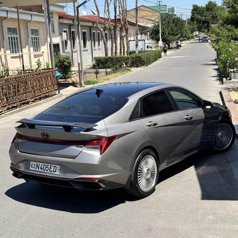 Hyundai Elantra 1.6 2021 5 Hyundai Elantra 1.6 2021 5