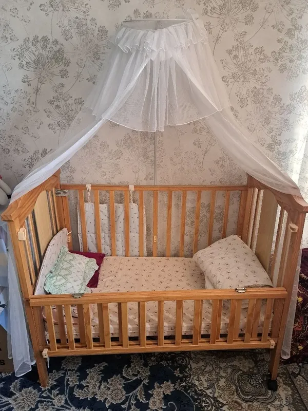 Продаётся детский манеж 2 Продаётся детский манеж 2