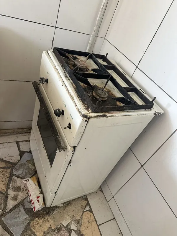Gaz plita sotiladi ishlashi yaxshi xolatda 2 Gaz plita sotiladi ishlashi yaxshi xolatda 2
