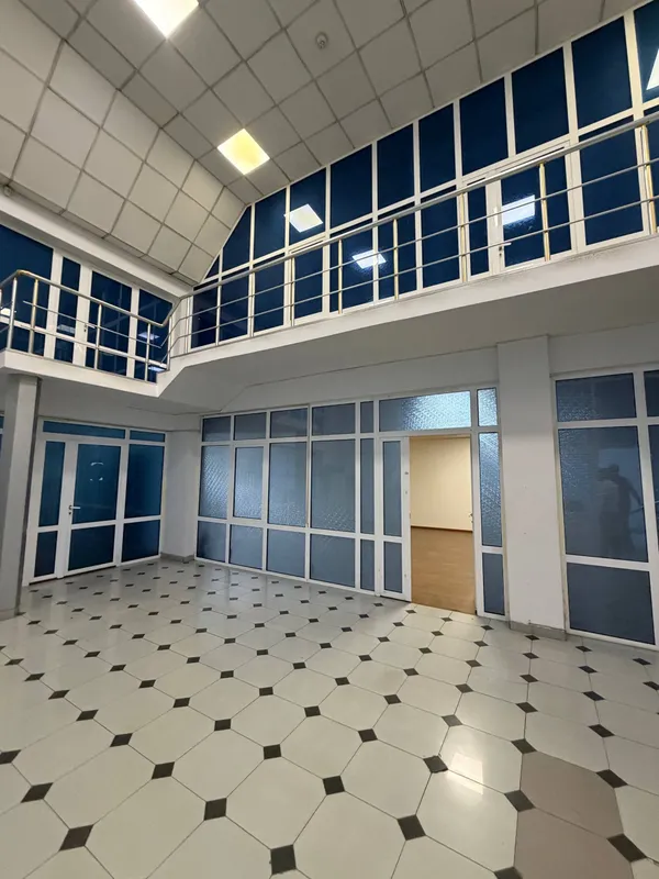 Отдельностоящее здание 3200 кв.м, Алмазарский район — фото 1