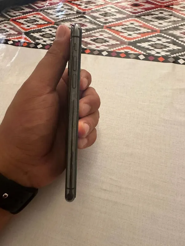 Iphone x sotilad srochniga toshkent 3 Iphone x sotilad srochniga toshkent 3