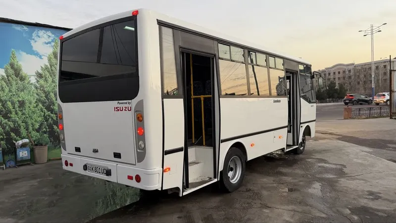 Isuzu sotiladi 2019 NP 40 — фото 2