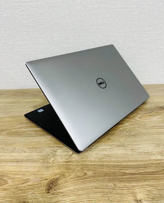Dell intel Core i7-6820HQ noutbuk 1