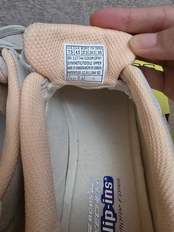 Кроссовки Skechers серии BOBS, размер 37.5 3 Кроссовки Skechers серии BOBS, размер 37.5 3