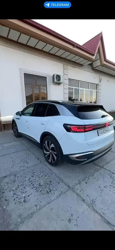 Volkswagen ID.4 x pro sotuvda !