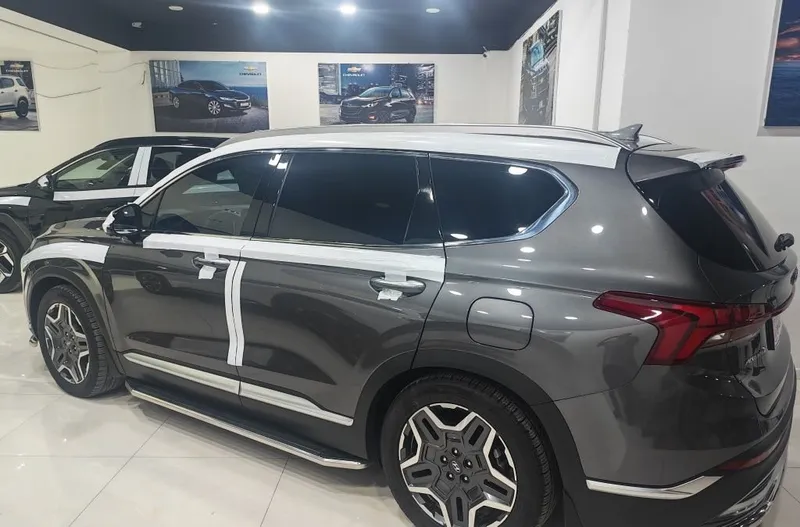 2021/2022-yilgi Hyundai Santa Fe sotiladi, zavod bo‘yog‘i, 7 o‘rinli 2 2021/2022-yilgi Hyundai Santa Fe sotiladi, zavod bo‘yog‘i, 7 o‘rinli 2