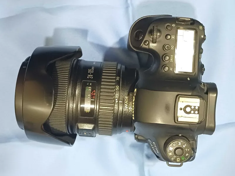 Продам CANON 6D Mark 2