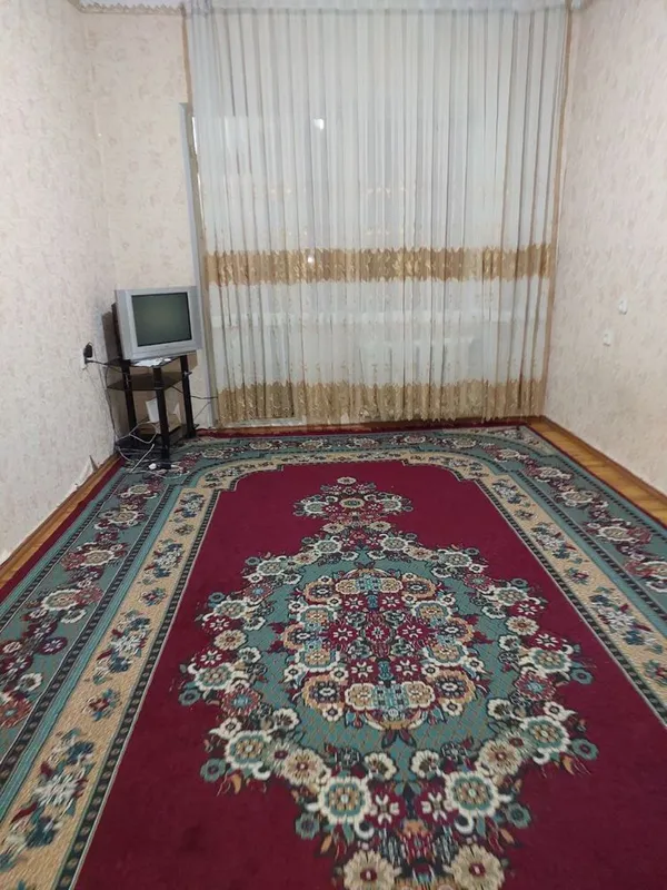 Uy ijaraga beriladi 2 xonasi 4