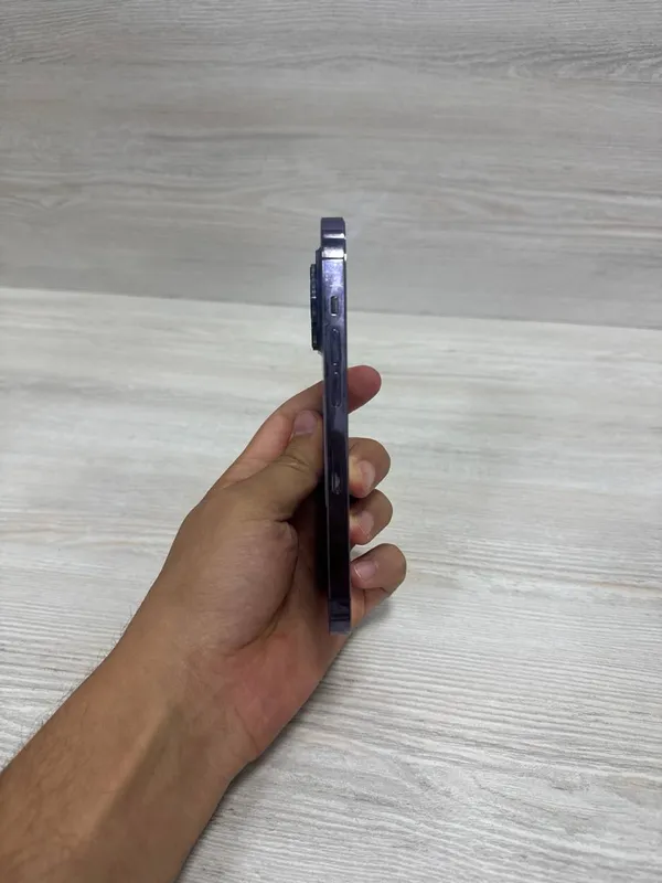 iPhone 14 Pro 1 iPhone 14 Pro 1