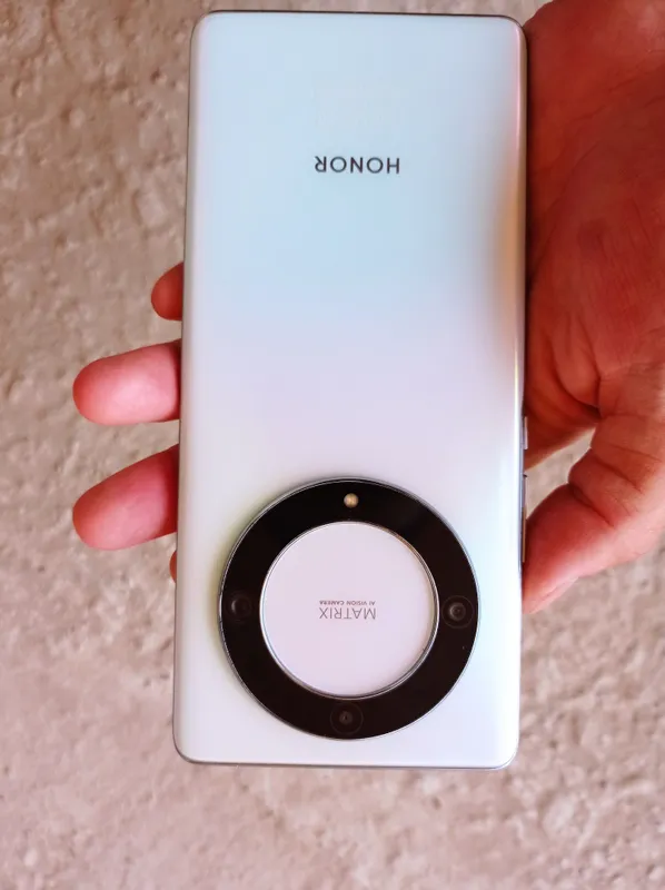 Honor x9a 5G srochni sotiladi — фото 1