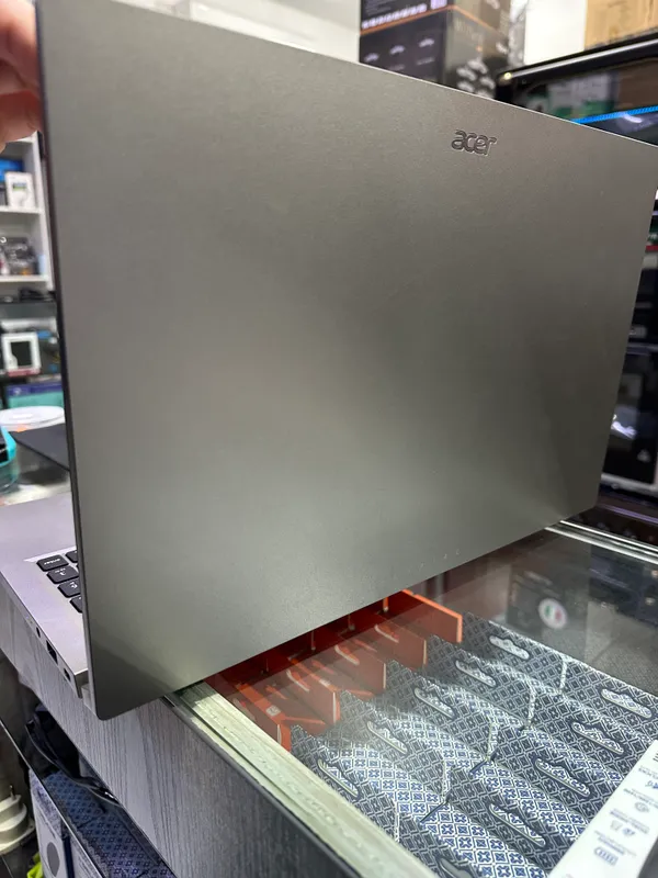 Acer Aspire i3 16/512 2