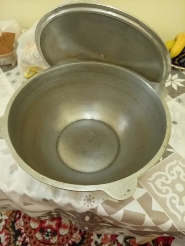 cho‘yan qozon, sovet davriga oid, deyarli yangi 1 cho‘yan qozon, sovet davriga oid, deyarli yangi 1
