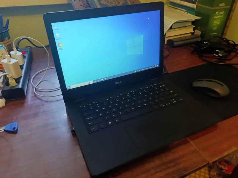 Dell latitude 3490 2 Dell latitude 3490 2