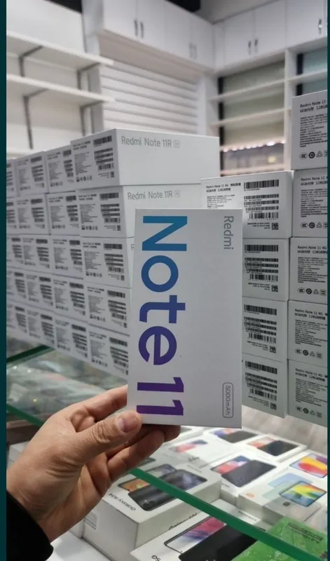 Redmi Note 11 128GB xotra Yengi pochka Garantya est