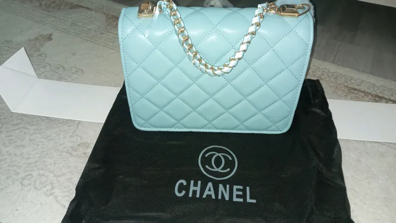 Сумка женская брендовая Chanel 4