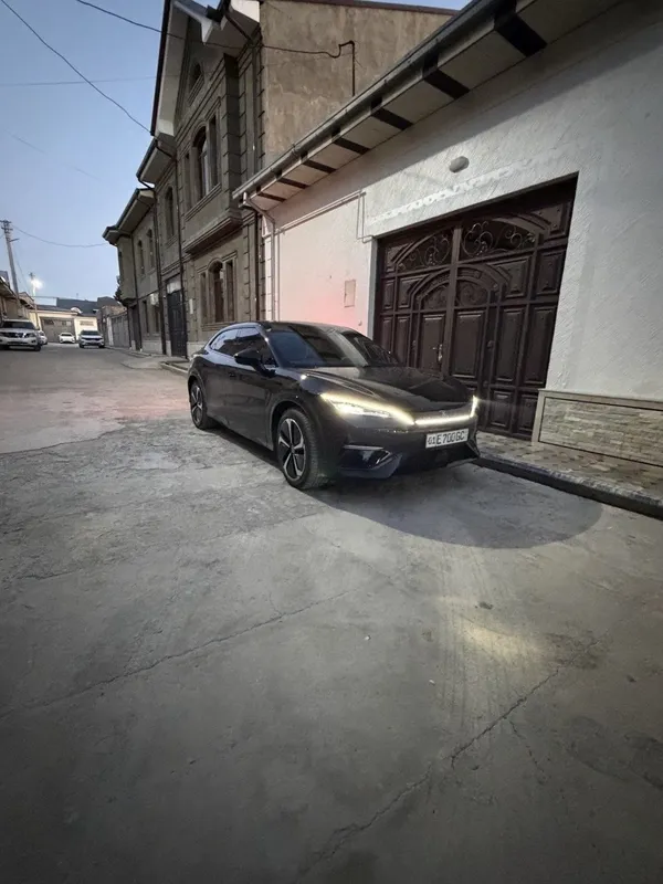 BYD Song L 4-pazitsiya 662 km