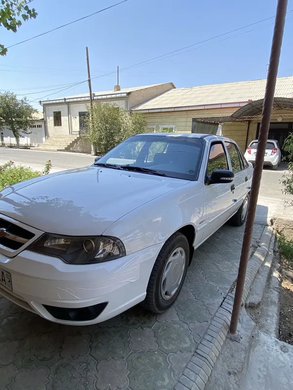 Chevrolet nexia 2 1,6 sotiladi 8