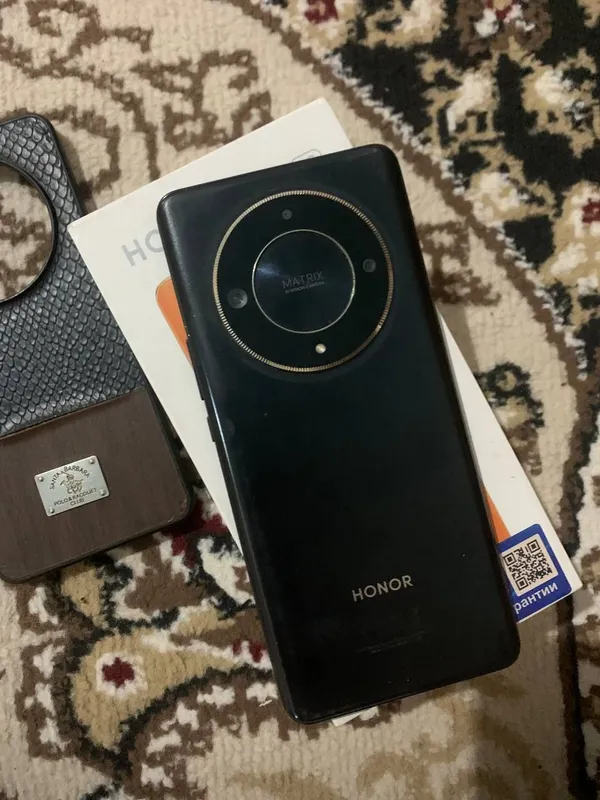 Honor x9b
Holati idial