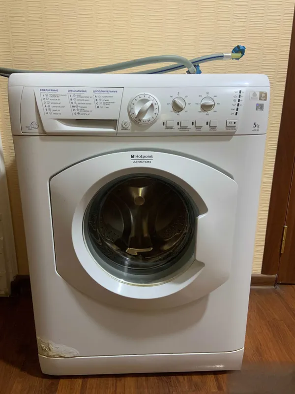 Автоматическая стиральная машина ARISTON (Hotpoint), 5 кг 1 Автоматическая стиральная машина ARISTON (Hotpoint), 5 кг 1