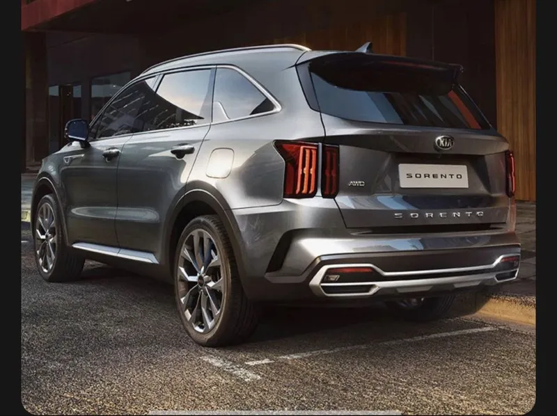 Продается KIA Sorento 2023 года