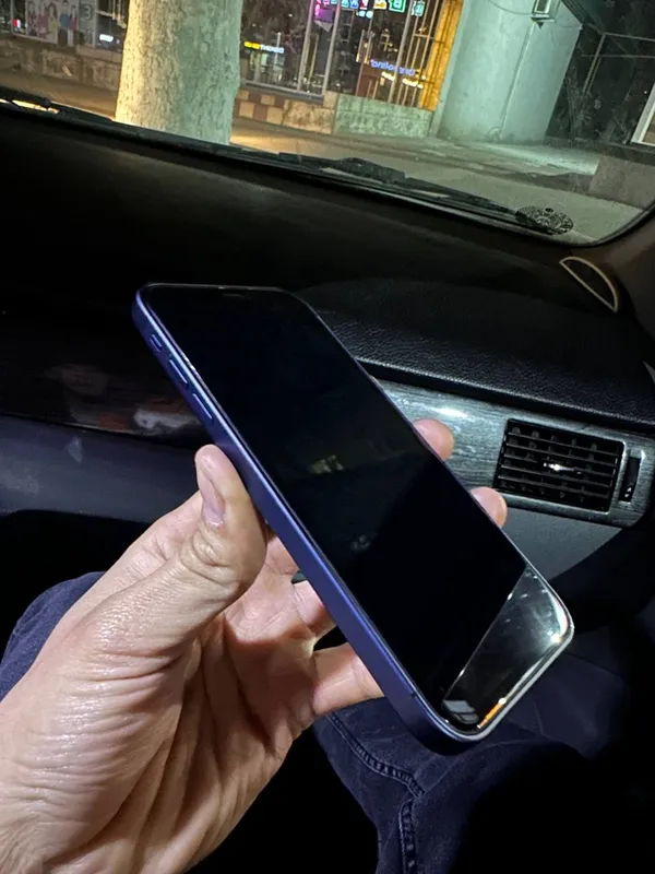 IPhone xr 17 korpusda — фото 1