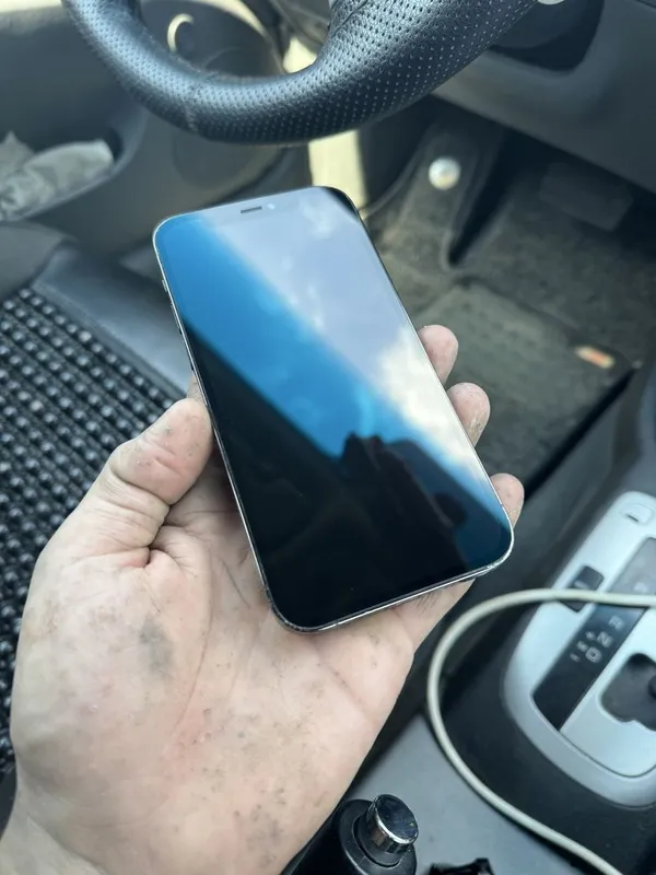 Iphone 12 pro B/A 2 Iphone 12 pro B/A 2