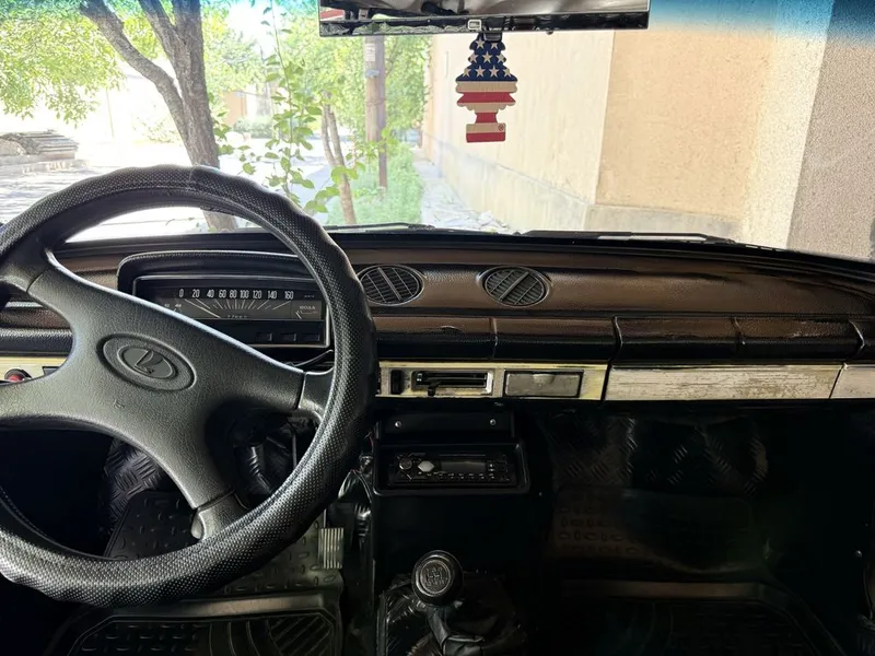 vaz2102 sotiladi 8 vaz2102 sotiladi 8